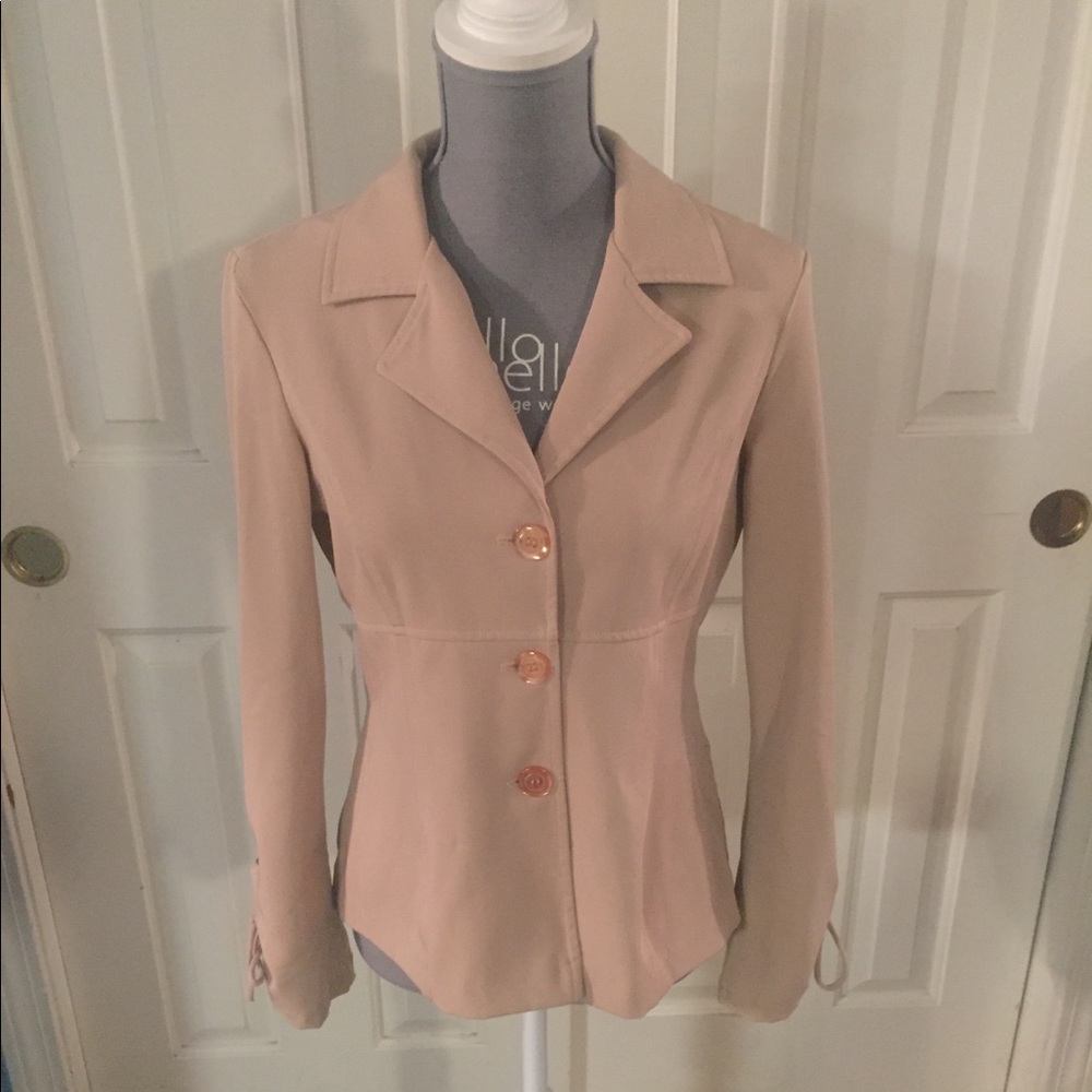Be smart woman’s pant suit with wide bottoms